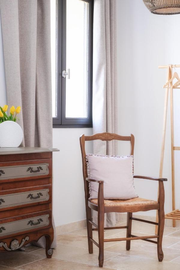 L'Ostal - Bed & Breakfast - Chambres Et Suites De 25 A 40M2 - Spa 圣伊莱尔厄齐尔 外观 照片