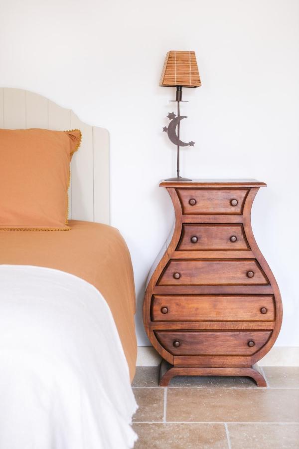 L'Ostal - Bed & Breakfast - Chambres Et Suites De 25 A 40M2 - Spa 圣伊莱尔厄齐尔 外观 照片