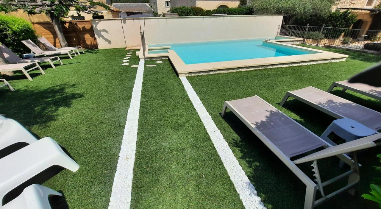 L'Ostal - Bed & Breakfast - Chambres Et Suites De 25 A 40M2 - Spa 圣伊莱尔厄齐尔 外观 照片